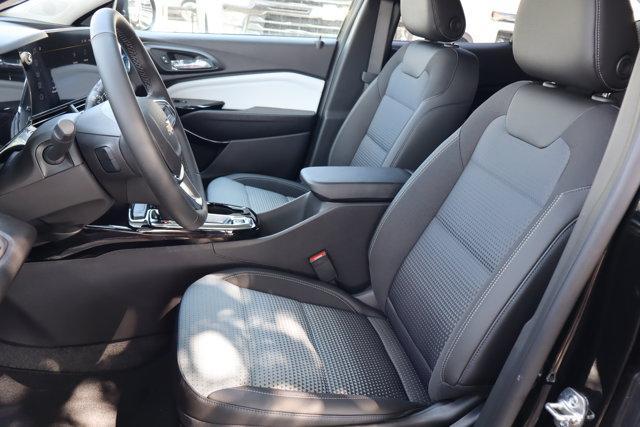 new 2025 Chevrolet Trax car, priced at $24,235