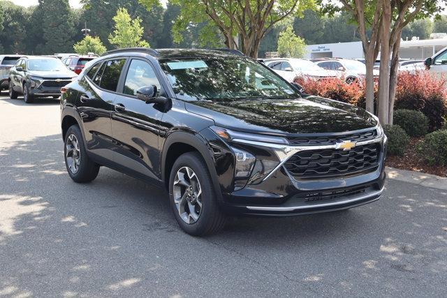 new 2025 Chevrolet Trax car, priced at $24,235