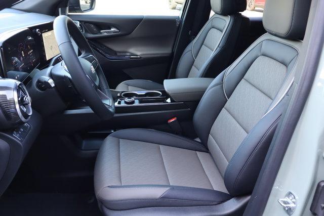 new 2026 Chevrolet Equinox car, priced at $31,490
