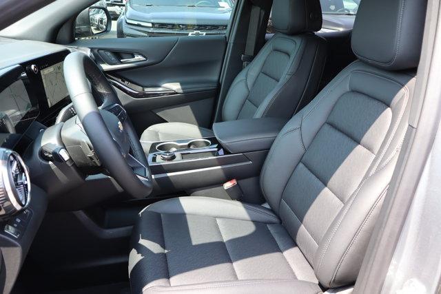 new 2026 Chevrolet Equinox car, priced at $31,490