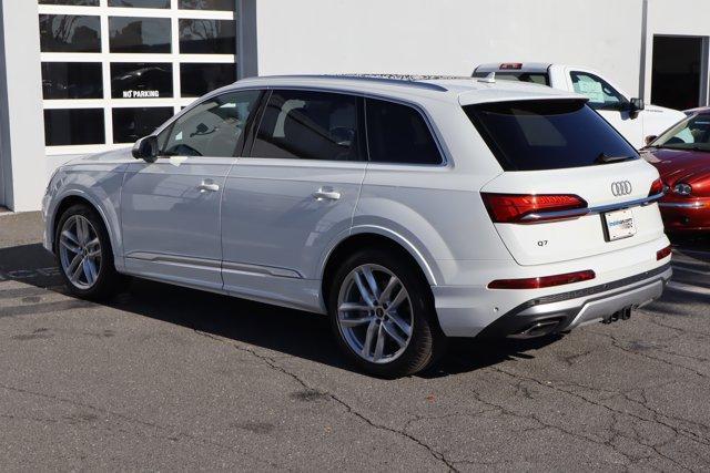 used 2025 Audi Q7 car, priced at $68,955