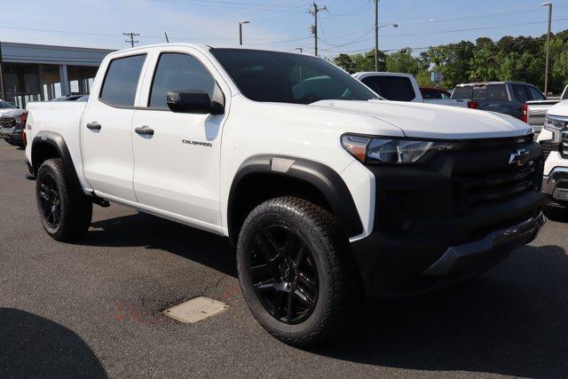 new 2025 Chevrolet Colorado car, priced at $42,820