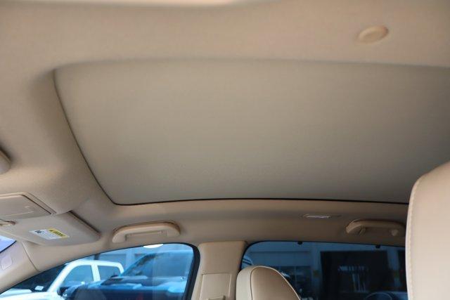 used 2023 Acura MDX car, priced at $47,975