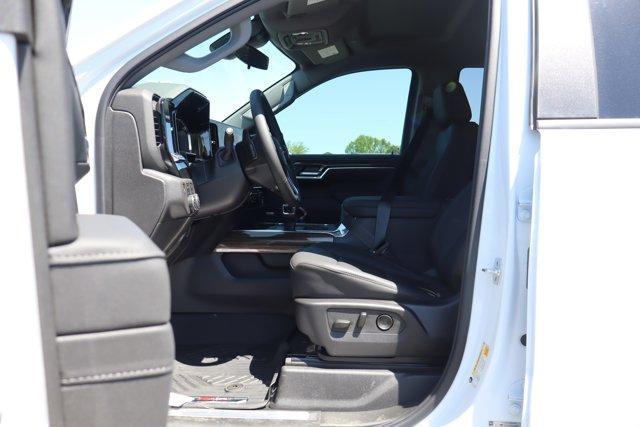 new 2025 Chevrolet Silverado 1500 car, priced at $55,225