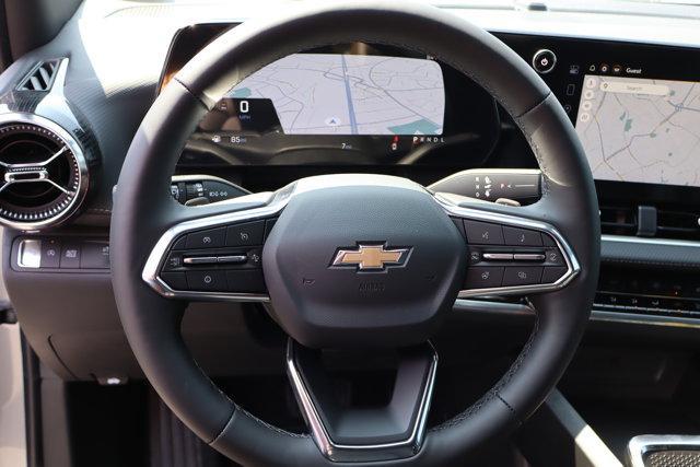 new 2026 Chevrolet Equinox car, priced at $31,490