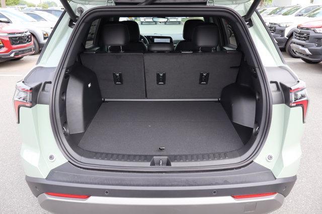 new 2026 Chevrolet Equinox car, priced at $31,490