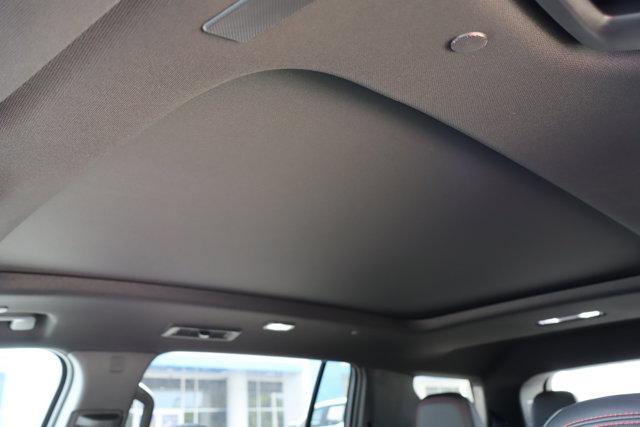 new 2025 Chevrolet Traverse car, priced at $55,856