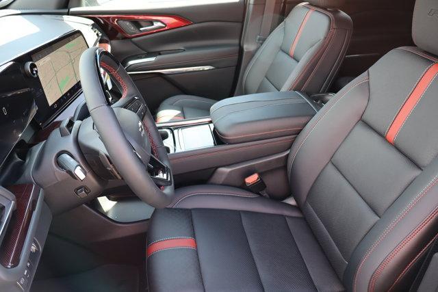 new 2025 Chevrolet Traverse car, priced at $55,856