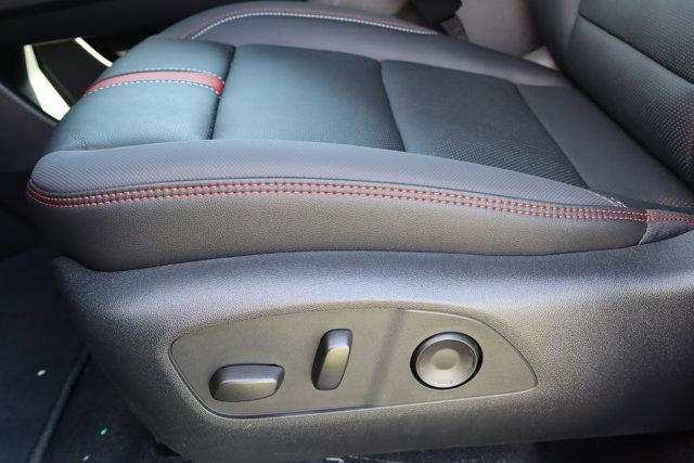 new 2025 Chevrolet Traverse car, priced at $55,856