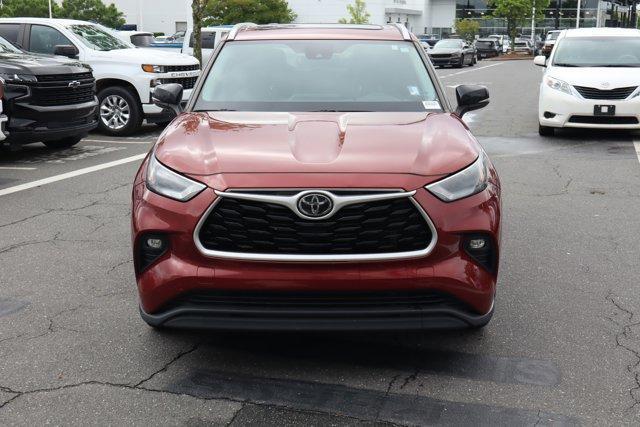 used 2022 Toyota Highlander car, priced at $35,281