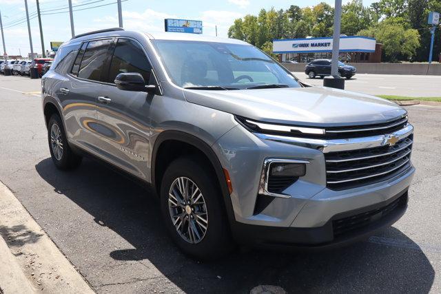 new 2025 Chevrolet Traverse car, priced at $41,141