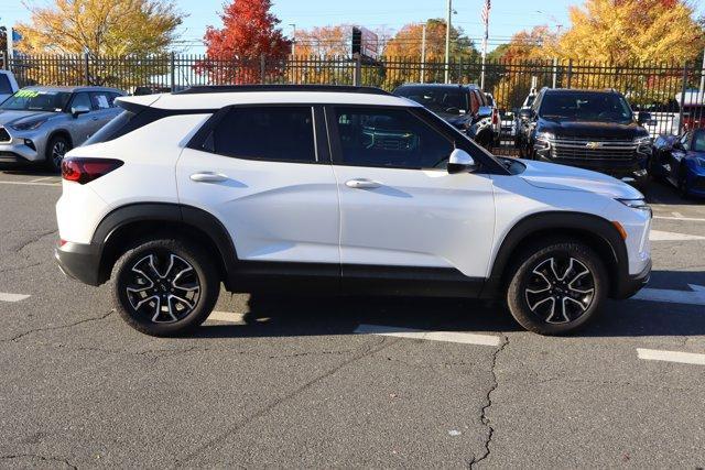 used 2025 Chevrolet TrailBlazer car, priced at $29,969