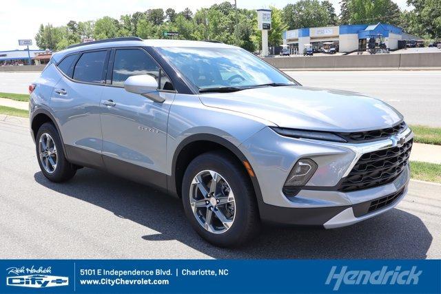 new 2025 Chevrolet Blazer car, priced at $35,139