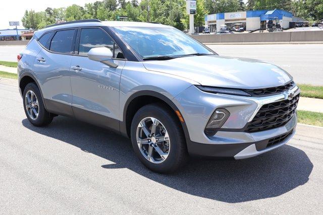 new 2025 Chevrolet Blazer car, priced at $35,139