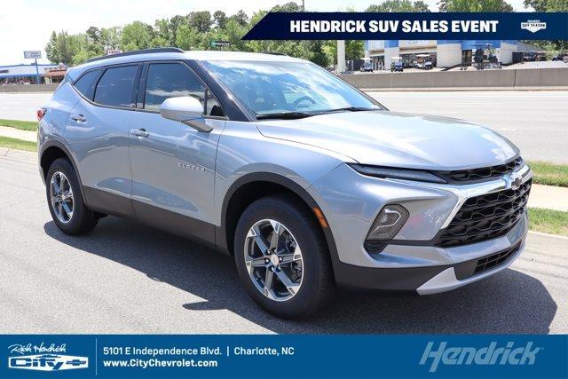 new 2025 Chevrolet Blazer car, priced at $35,139