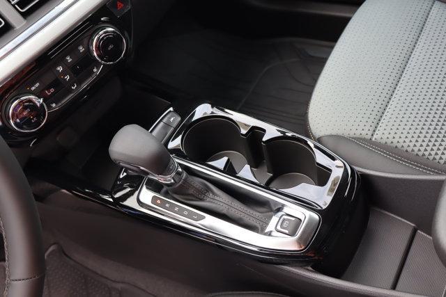 new 2025 Chevrolet Trax car, priced at $24,284