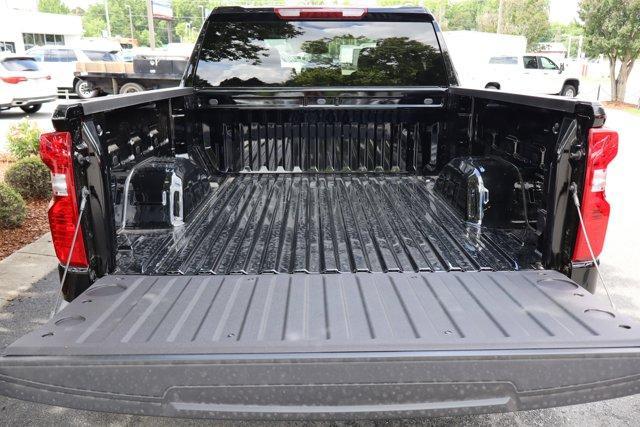 new 2025 Chevrolet Silverado 1500 car, priced at $39,304