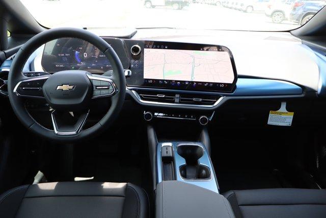 new 2025 Chevrolet Equinox EV car, priced at $39,690
