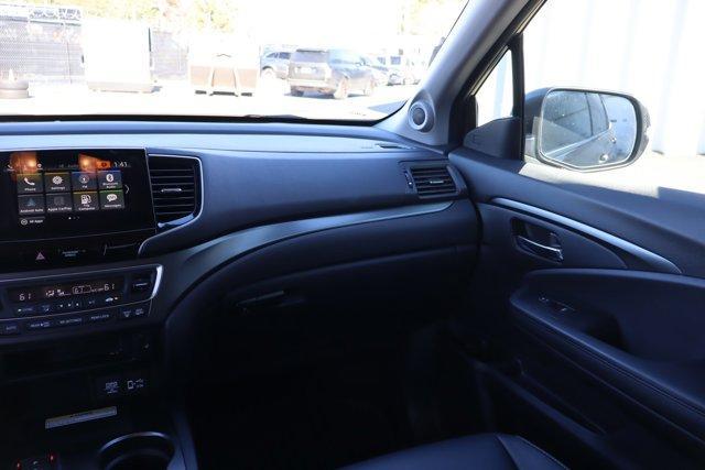 used 2022 Honda Pilot car, priced at $32,925