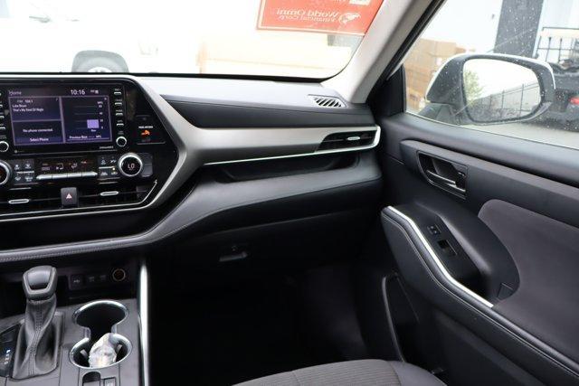 used 2021 Toyota Highlander car, priced at $28,422