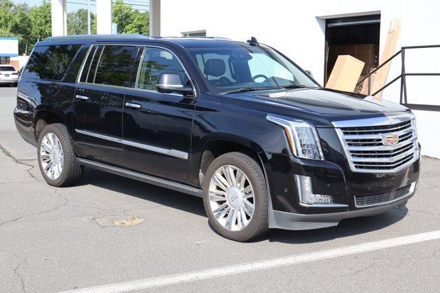 used 2020 Cadillac Escalade ESV car, priced at $36,702