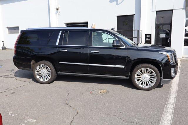 used 2020 Cadillac Escalade ESV car, priced at $36,702