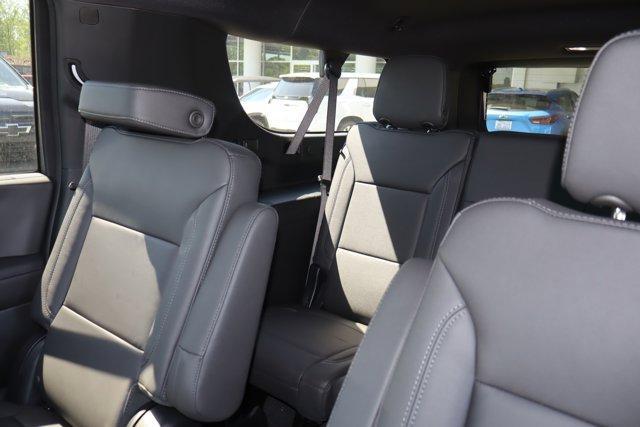 new 2025 Chevrolet Suburban car, priced at $71,280