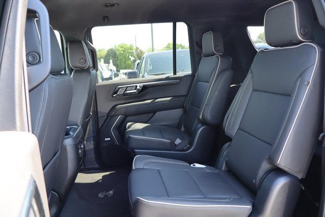 new 2025 Chevrolet Suburban car, priced at $76,595