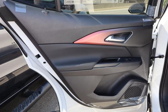 new 2025 Chevrolet Equinox EV car, priced at $43,680