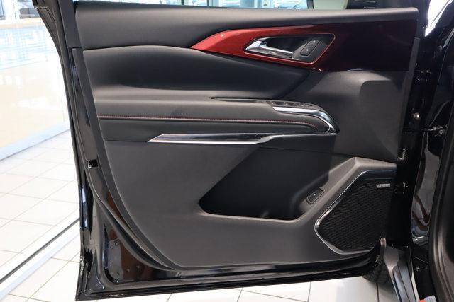 new 2025 Chevrolet Traverse car, priced at $56,004