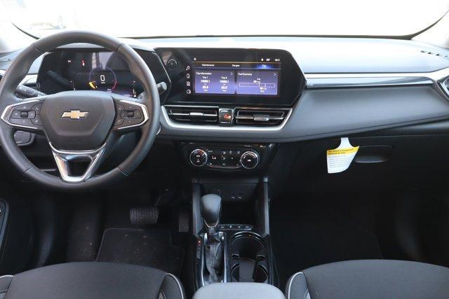used 2024 Chevrolet TrailBlazer car, priced at $25,892