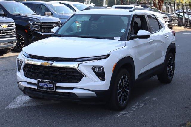 used 2024 Chevrolet TrailBlazer car, priced at $25,892