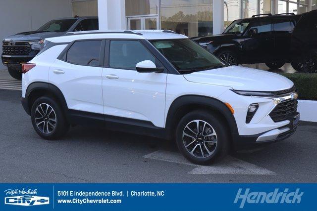 used 2024 Chevrolet TrailBlazer car, priced at $25,892
