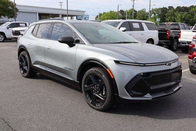 new 2025 Chevrolet Equinox EV car, priced at $42,685