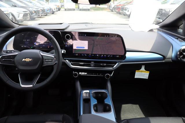 new 2025 Chevrolet Equinox EV car, priced at $39,690