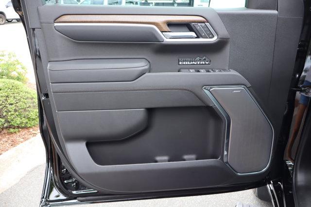 new 2025 Chevrolet Silverado 1500 car, priced at $72,011