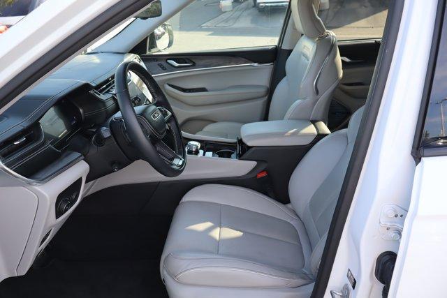 used 2023 Jeep Grand Cherokee car, priced at $39,877