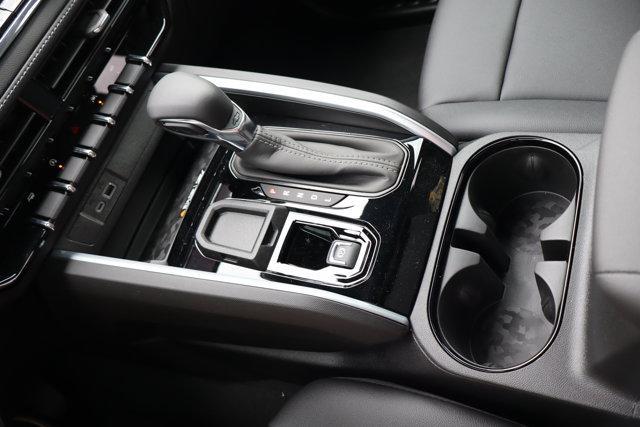 new 2025 Chevrolet Colorado car, priced at $40,060