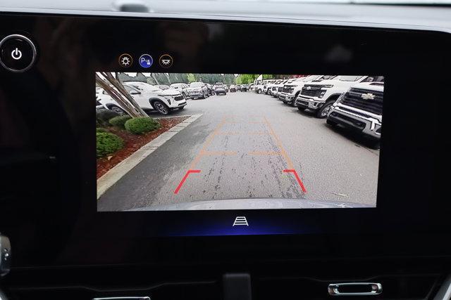 new 2026 Chevrolet Equinox car, priced at $30,990