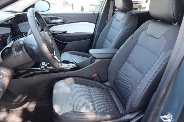 new 2025 Chevrolet Trax car, priced at $24,235