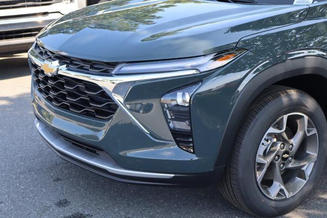 new 2025 Chevrolet Trax car, priced at $24,235