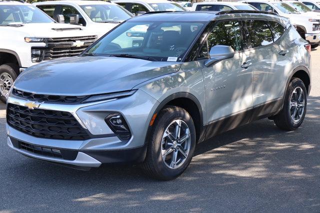 new 2025 Chevrolet Blazer car, priced at $35,404