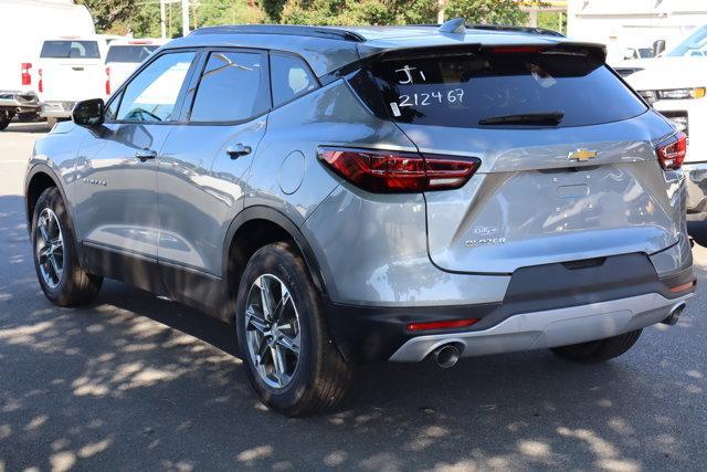 new 2025 Chevrolet Blazer car, priced at $35,404