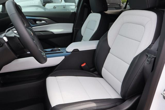 new 2025 Chevrolet Equinox EV car, priced at $36,590