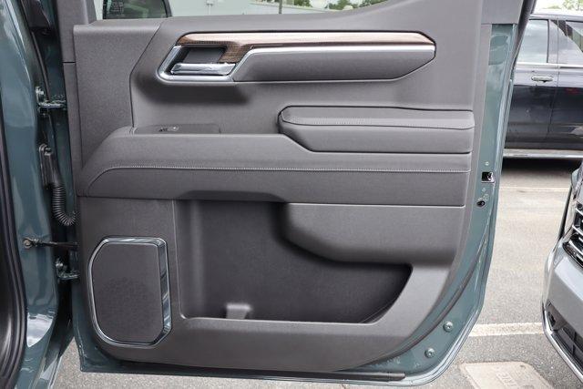 new 2025 Chevrolet Silverado 1500 car, priced at $53,686