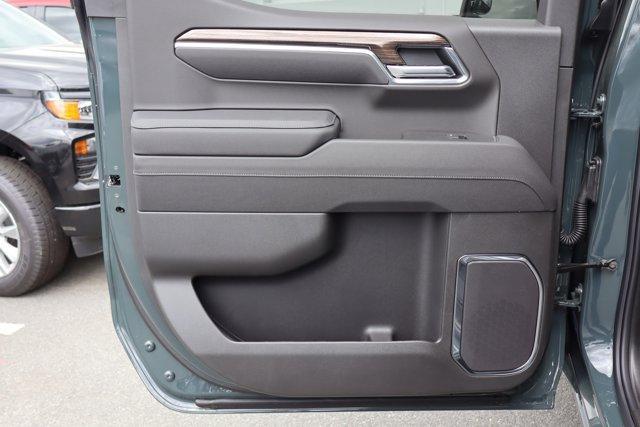 new 2025 Chevrolet Silverado 1500 car, priced at $53,686