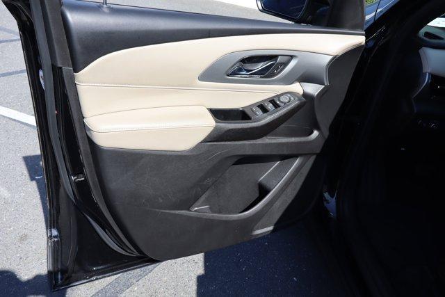 used 2023 Chevrolet Traverse car, priced at $23,511