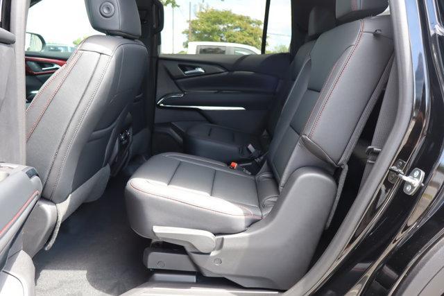 new 2026 Chevrolet Traverse car, priced at $50,460
