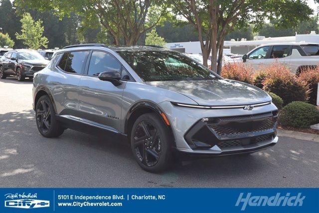 new 2025 Chevrolet Equinox EV car, priced at $42,984