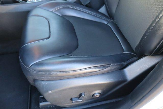 used 2020 Jeep Cherokee car, priced at $20,412